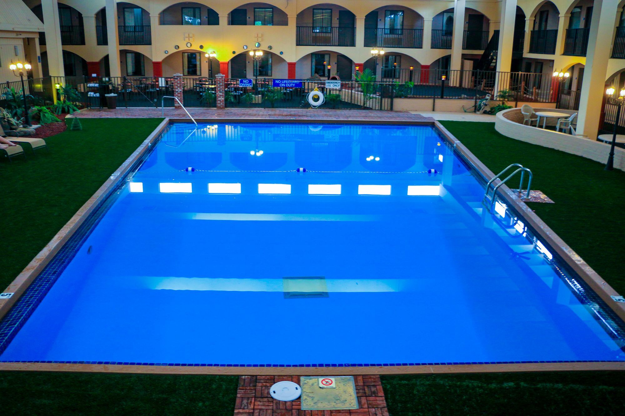 Suite Dreams Hotel Mattoon Exterior foto
