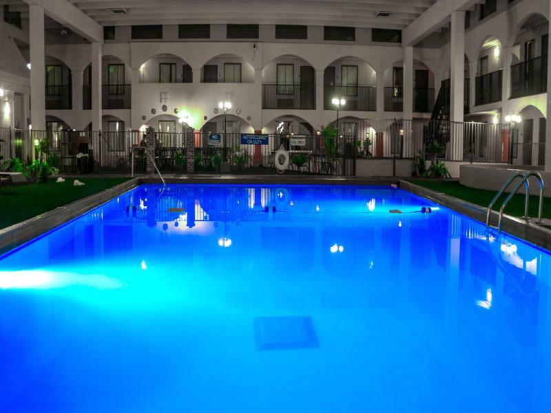 Suite Dreams Hotel Mattoon Exterior foto